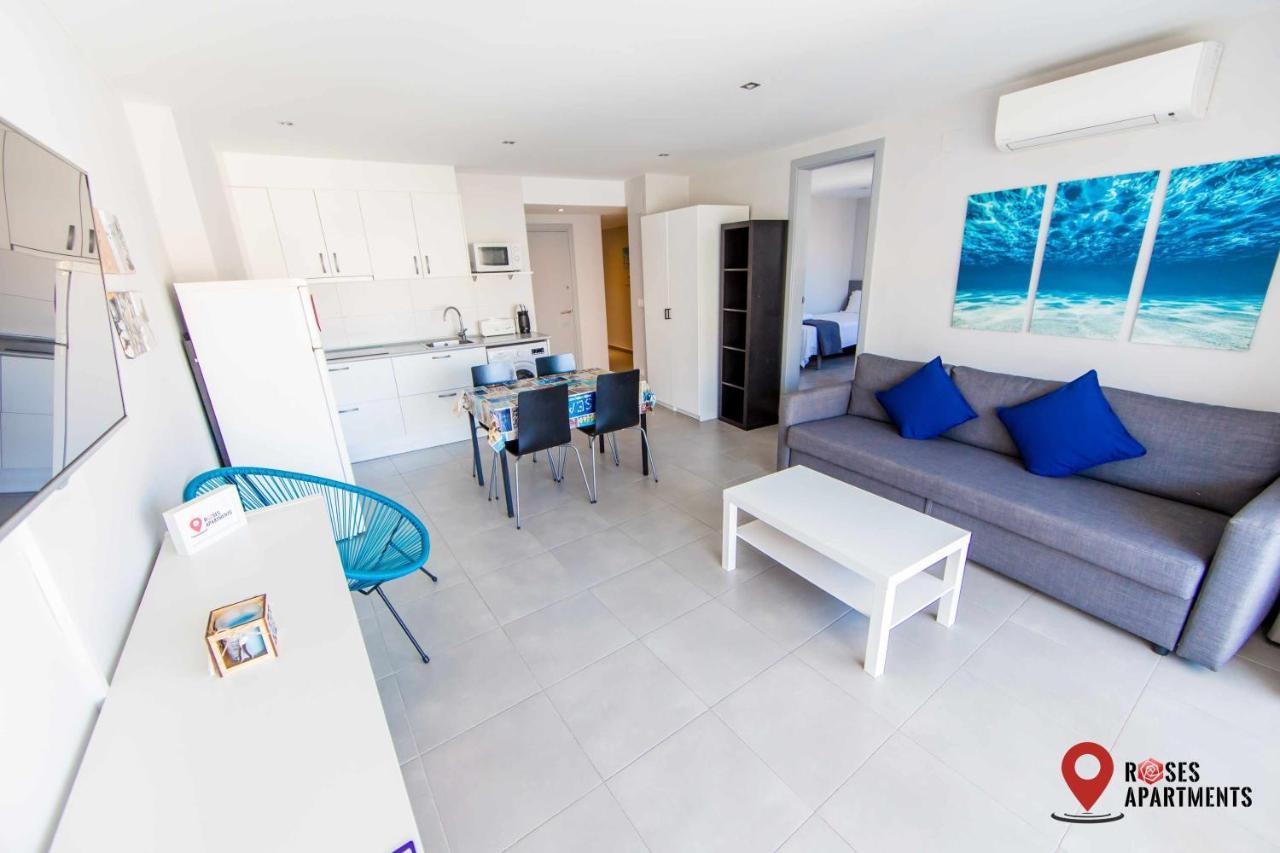 Roses Apartments Ocean 2 Habitaciones Vista Mar Lateral Dış mekan fotoğraf