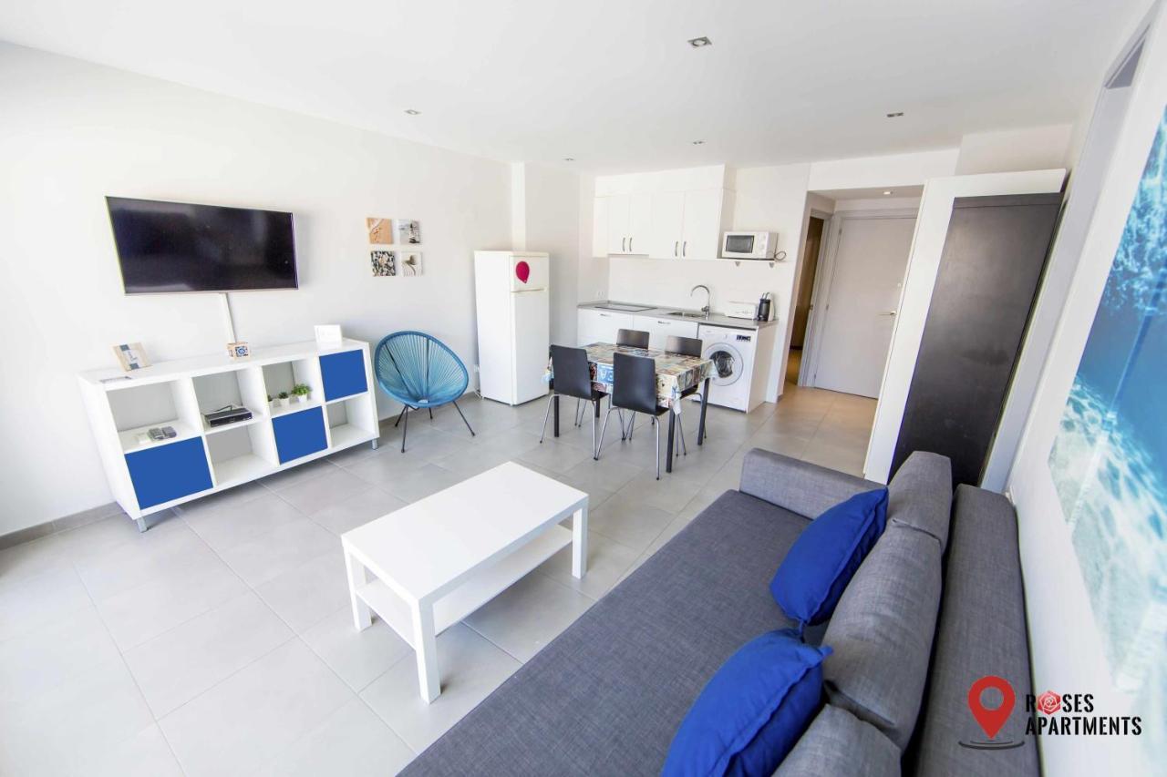 Roses Apartments Ocean 2 Habitaciones Vista Mar Lateral Dış mekan fotoğraf