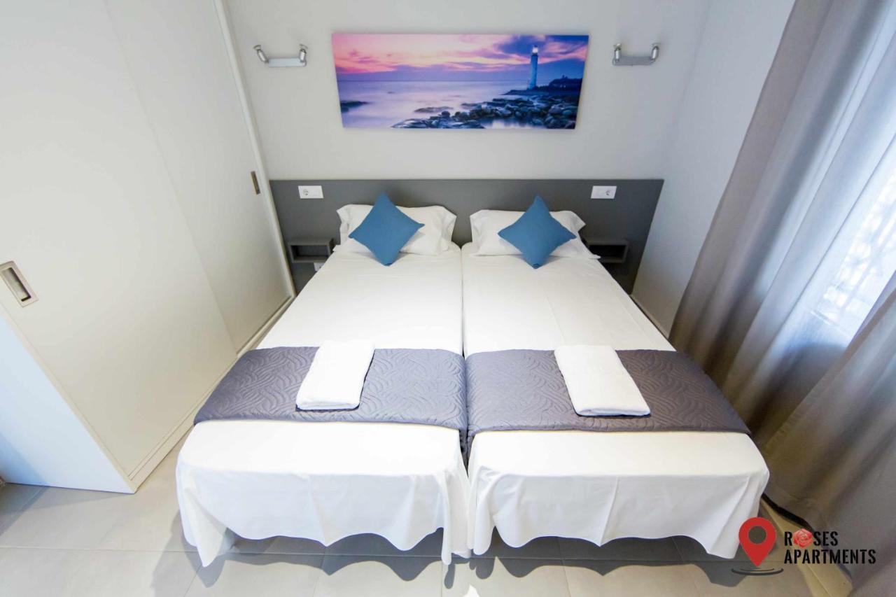 Roses Apartments Ocean 2 Habitaciones Vista Mar Lateral Dış mekan fotoğraf