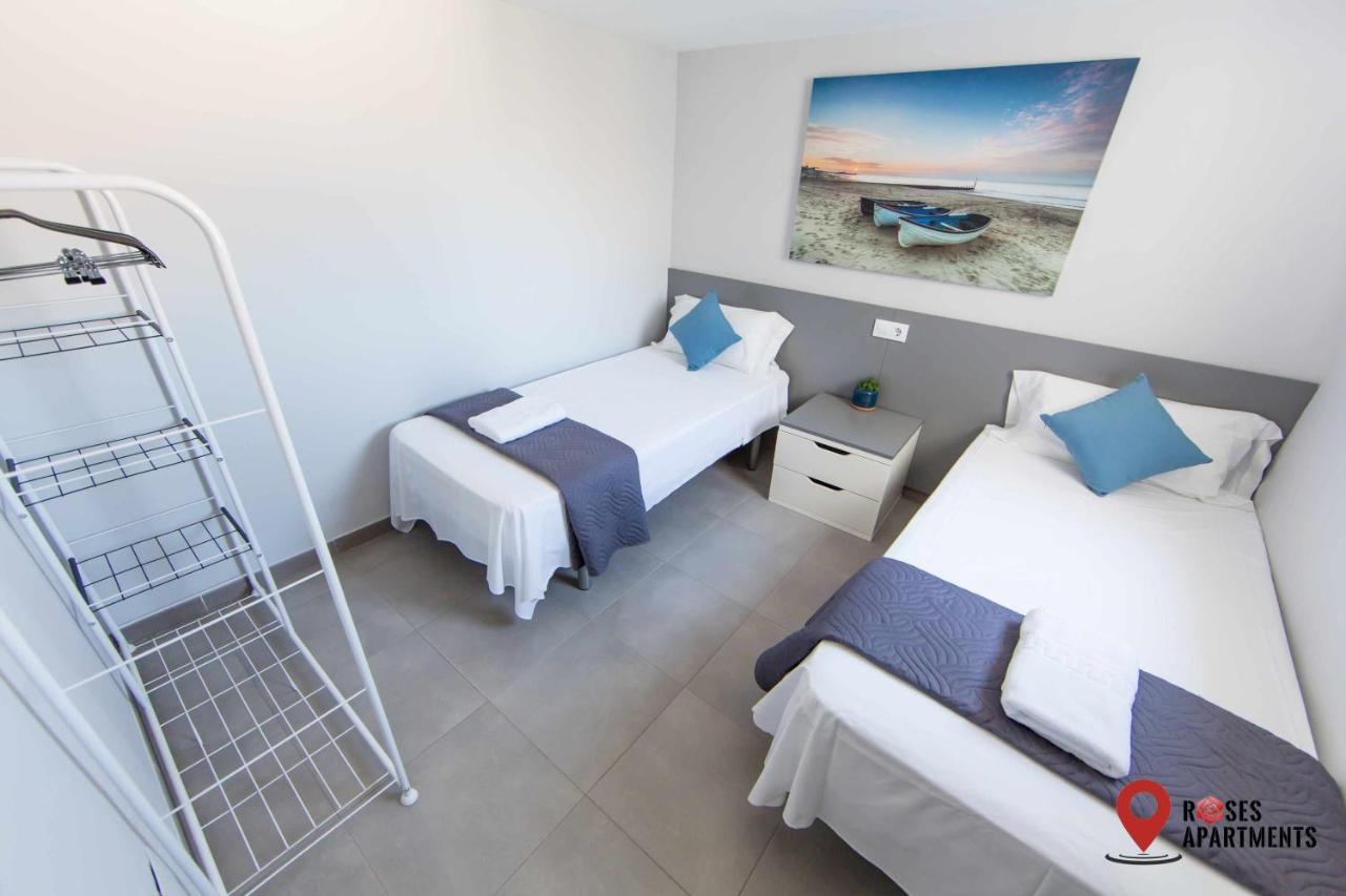 Roses Apartments Ocean 2 Habitaciones Vista Mar Lateral Dış mekan fotoğraf